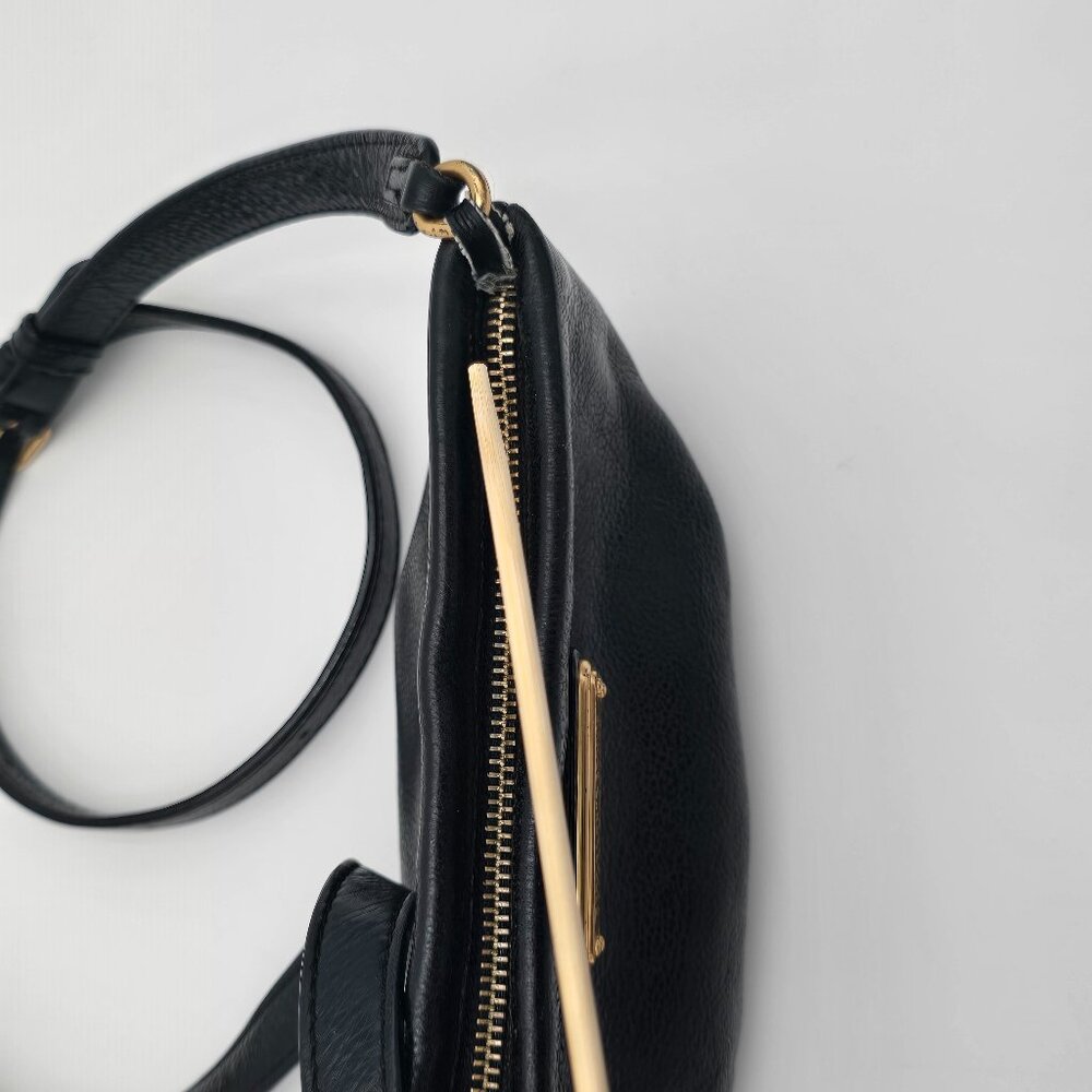 Marc Jacobs New York Crossbody Purse Handbag Black Leather Small Gold Hardware - Picture 6 of 10